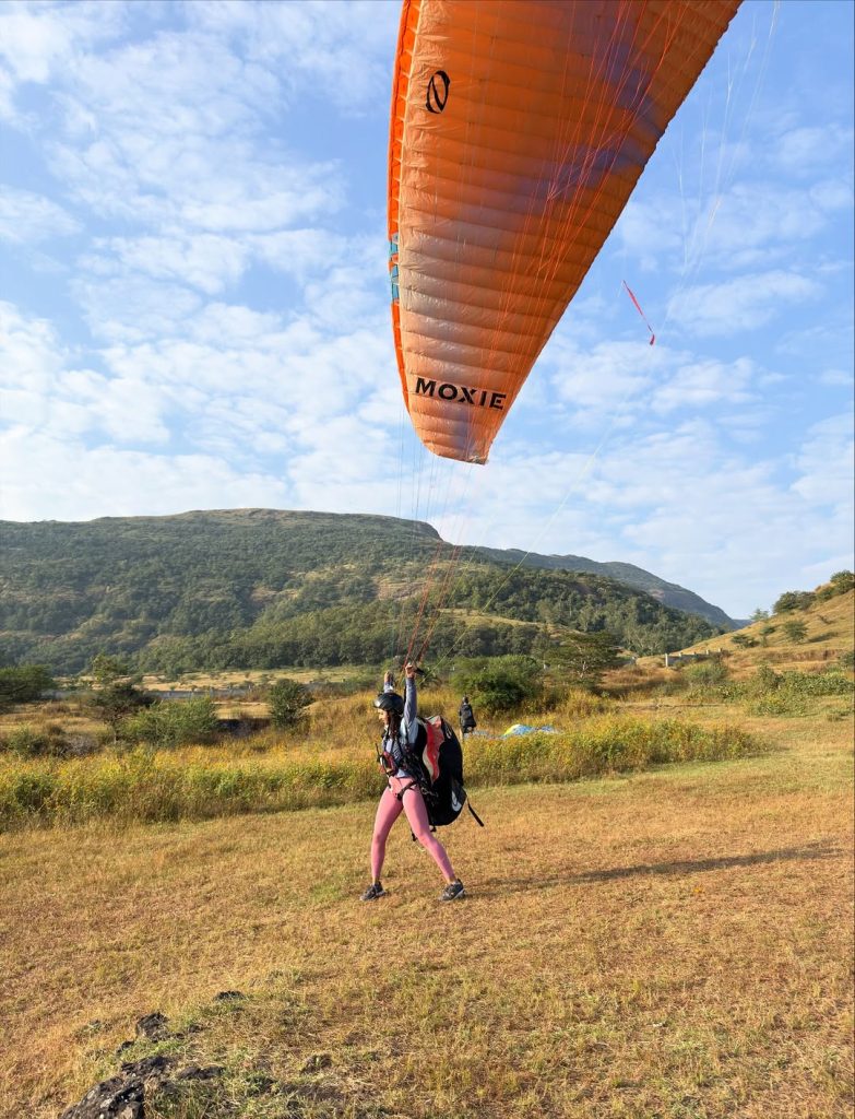paragliding in kufri